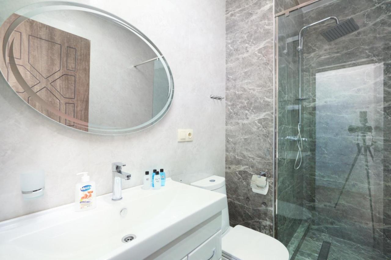 Stay Inn Apartments Near Dalma Garden Mall Єреван Екстер'єр фото
