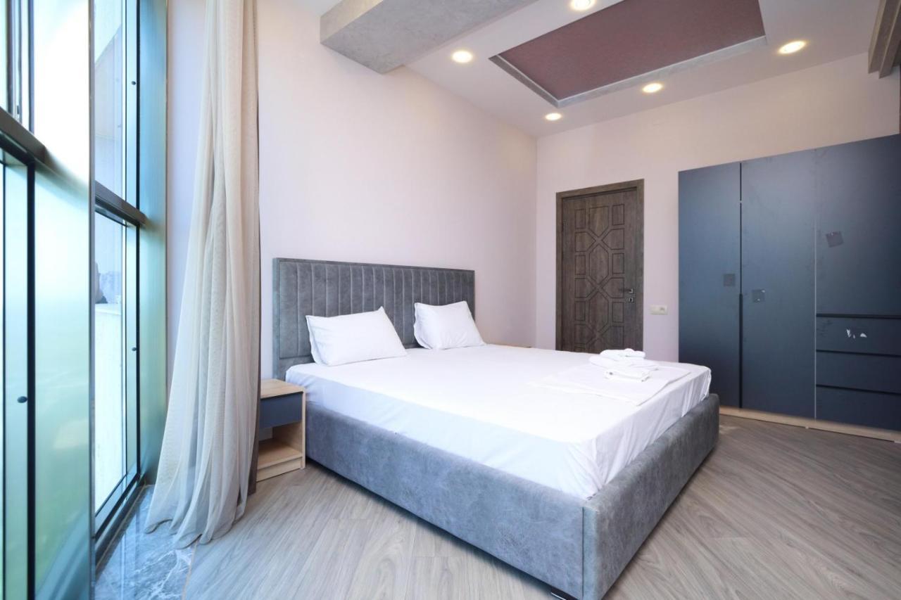 Stay Inn Apartments Near Dalma Garden Mall Єреван Екстер'єр фото