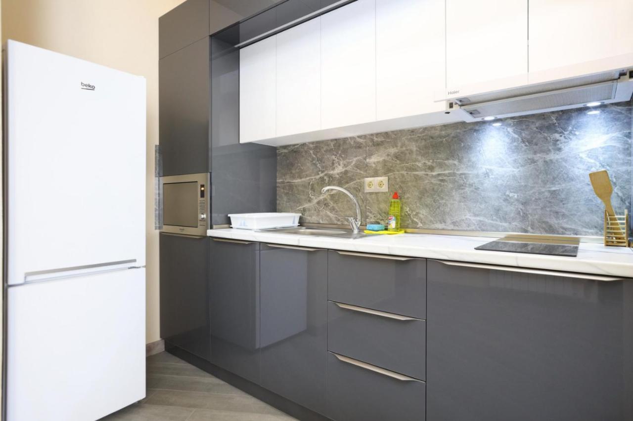 Stay Inn Apartments Near Dalma Garden Mall Єреван Екстер'єр фото