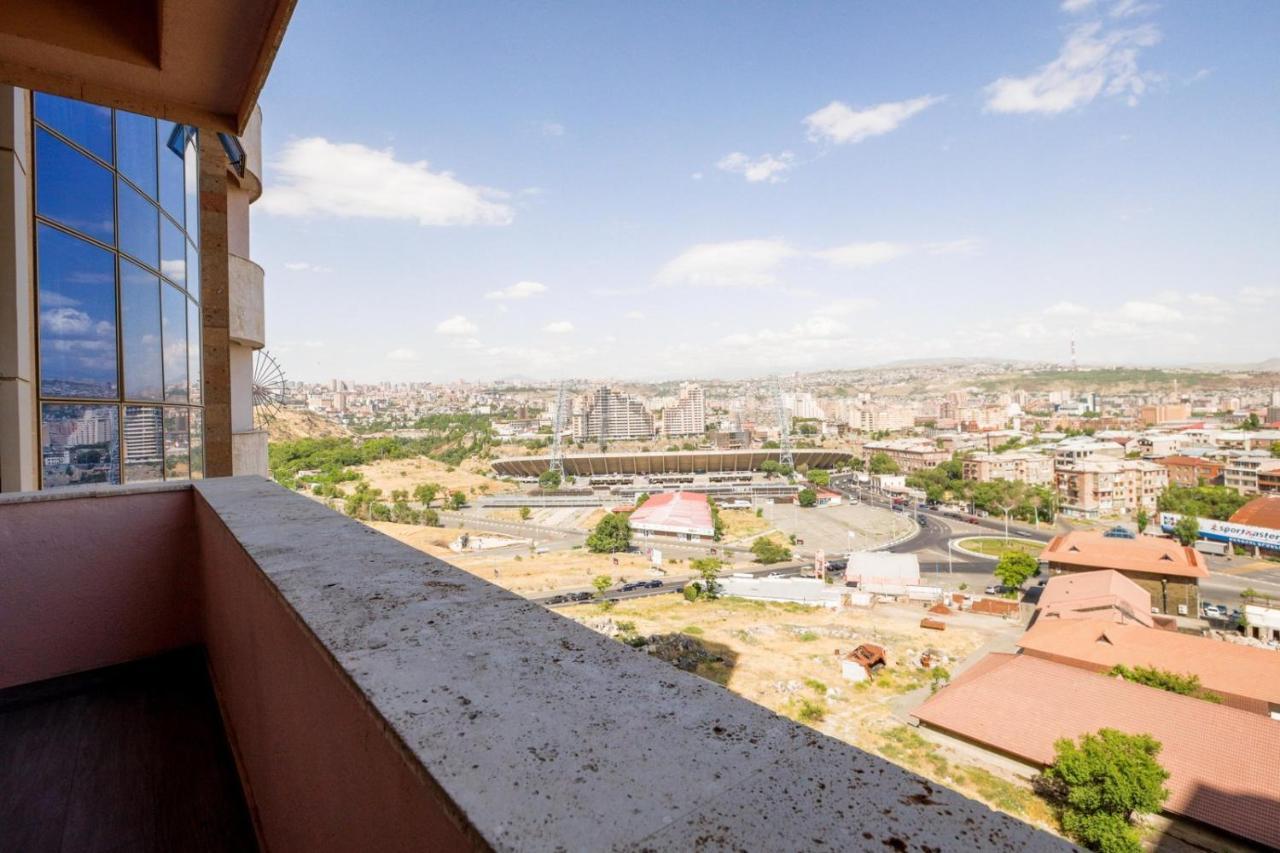 Stay Inn Apartments Near Dalma Garden Mall Єреван Екстер'єр фото