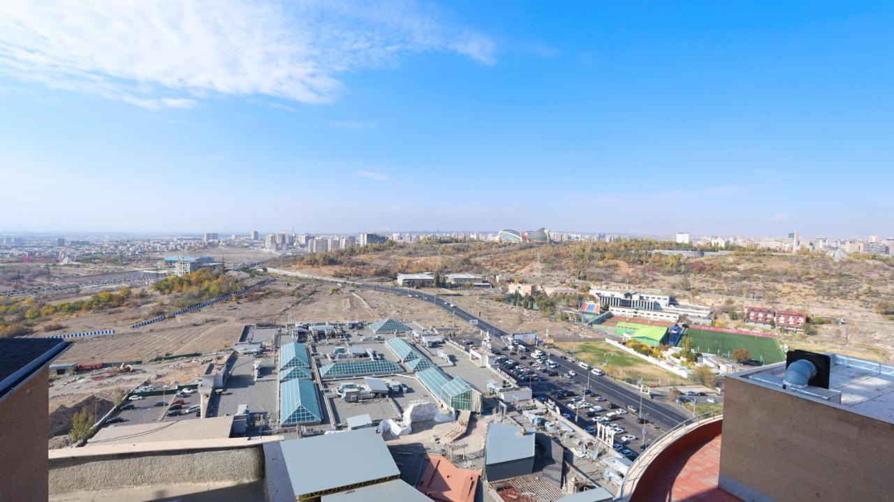 Stay Inn Apartments Near Dalma Garden Mall Єреван Екстер'єр фото