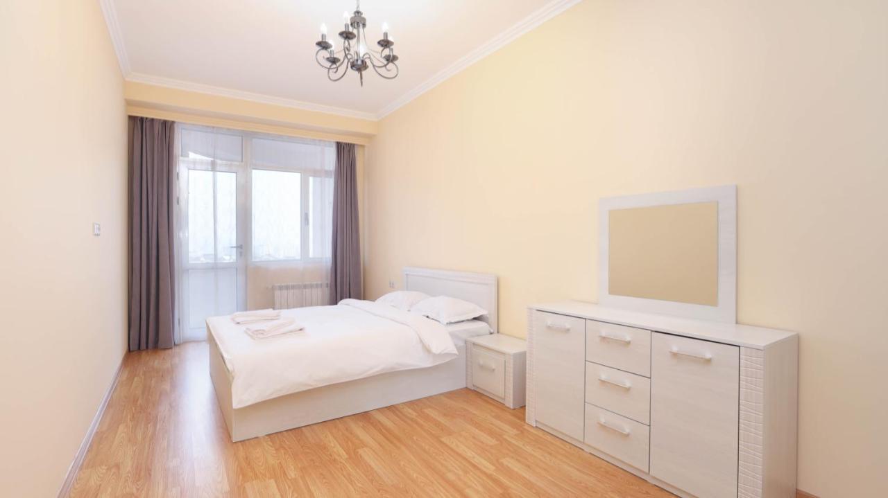 Stay Inn Apartments Near Dalma Garden Mall Єреван Екстер'єр фото